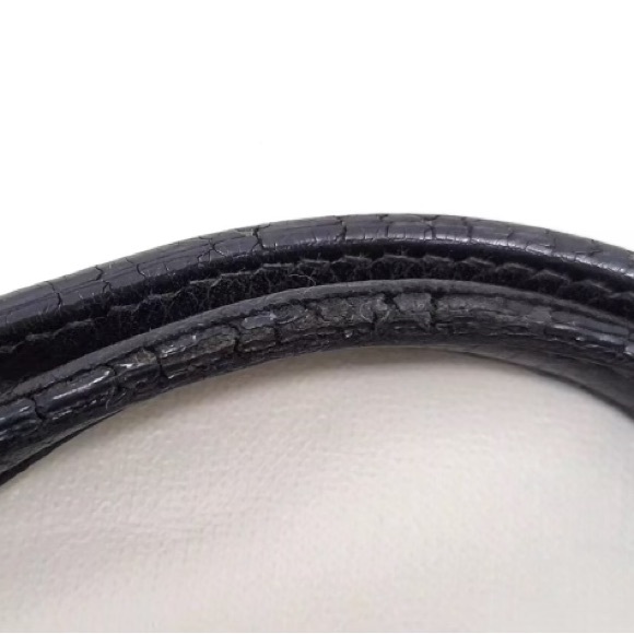 Gucci Purse- Authentic - Picture 15 of 16